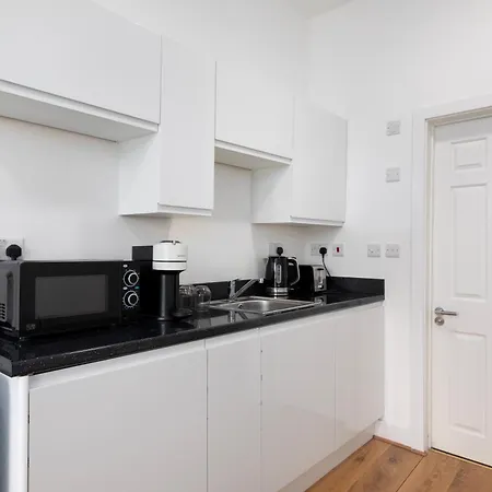 Modern Studio Near Tube Fast To Central London Exterior photo