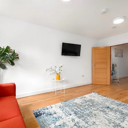 Modern Studio Near Tube Fast To Central London Exterior photo